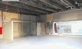 Imagem 2: Loja nos Campos Elíseos, próximo ao Metrô Santa Cecília, prédio moderno e com grande vão l