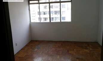 Imagem: 01 quarto, amplo e andar alto