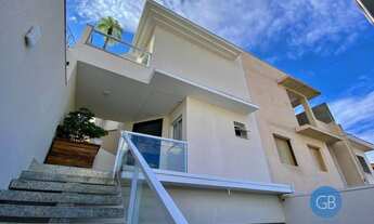 Imagem 3: Sobrado com 3 suítes, salão de festas,300 m² construídos, na Rua São José do Barreiro, 150