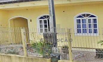 Imagem: 3 Casas com 3 e 2 Quartos com Suítes