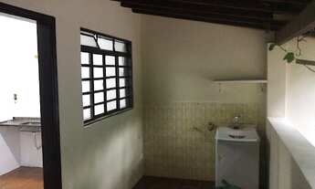 Imagem 3: Casa com 2 dormitórios para alugar, 90 m² por R$ 2.200,00/mês - Capivari - Louveira/SP