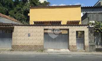 Imagem: Casa com 7 dormitórios à venda, 108 m²