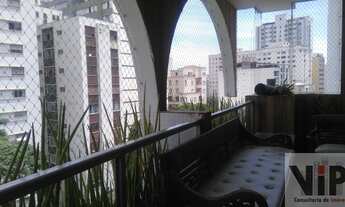 Imagem: Apto em rua arborizada em higienopolis