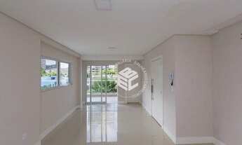 Imagem 3: Cobertura com jacuzzi e churrasqueira a carvão na Praia dos amores Balneário Camboriú