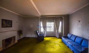 Imagem 3: Sobradão Residencial Isolado com entrada lateral