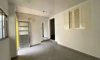 Imagem 7: CASA 01 DORMITÓRIO com 2 VAGAS