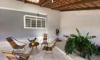 Imagem 4: Casa com 3 quartos (1 suíte), garagem ampla, sala para dois ambientes, muito confortável