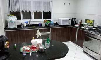 Imagem 4: Lindo Sobrado com 4 suítes, piscina, com móveis planejados, em condomínio fechado no bairr