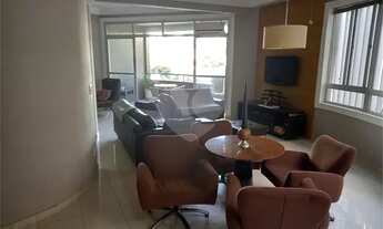 Imagem 2: Amplo Apartamento de 200m2 com 4 dorm/3 suites no Gonzaga . Espetáculo !!