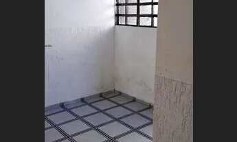 Imagem 6: ALUGA-SE BARRACO DE FUNDOS