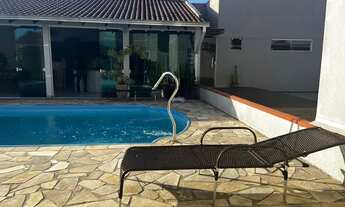 Imagem 7: Sobrado para venda tem 221 metros quadrados com 3 quartos em Princesa do Mar - Itapoá - SC