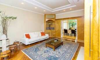 Imagem 4: EXCELENTE SOBRADO NUM TERRENO DE 1000² 4 DORMITÓRIOS E 2 SUÍTES