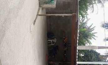 Imagem 7: Terreno na colônia (garagens