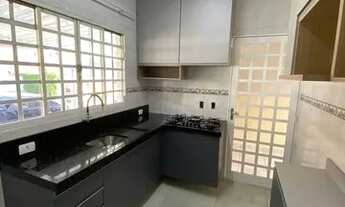 Imagem 2: Encantadora Casa à Venda no Condomínio Vita Bella - Oportunidade Imperdível!