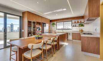 Imagem 2: Apartamento Alto Padrão Penthouse de 489 m² com Piscina Privativa