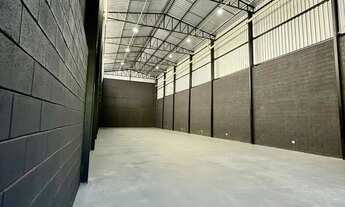 Imagem 6: Imóvel para aluguel e venda com 490 metros quadrados em Chácaras Reunidas - São José dos C