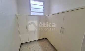 Imagem 6: Imóvel Versátil para Locação Ideal para Residência ou Comércio na Vila Operária