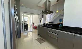 Imagem 6: Casa moderna com 3 suítes, 2 escritórios e excelente padrão construtivo