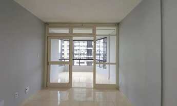 Imagem 3: Apartamento 2 dormitórios com vaga de garagem na Av Dr Mauricio Cardoso!