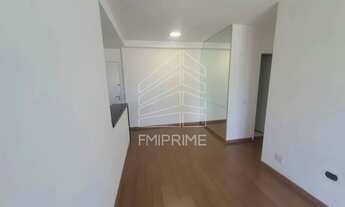 Imagem 2: APTO C/ PISO LAMINADO E ARMS