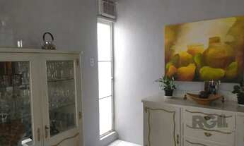 Imagem 7: Casa de 155m² com 2 quartos, suíte, 2 vagas de garagem, no bairro Jardim Europa, Porto Ale