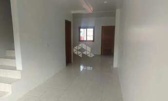 Imagem 2: Casa sobrado com 2 dormitórios, 2 banheiros, em oóima localização