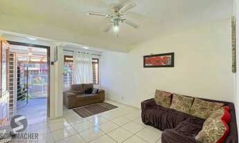 Imagem: Casa de 2 dormitórios à venda Rua Heitor