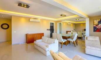 Imagem 2: Apartamento com 121 m² de área privativa, mobiliado, 3 dormitórios, suíte com closet, 2 va