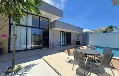 Imagem 3: Maravillhosa casa linear contemporânea com terreno amplo condomínio fechado