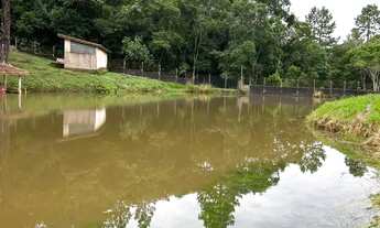 Imagem 5: Refúgio de 500 m² em Ibiúna Paz, Lazer e Vida Verde
