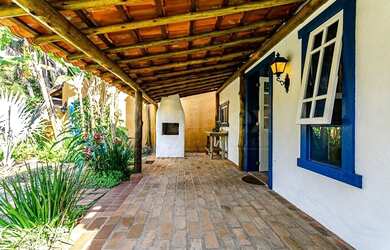 Imagem 4: Casa a venda com 5 quartos e piscina na Lagoa da Conceição, Florianópolis