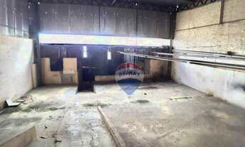 Imagem 2: GALPÃO/LOTE Galpão / depósito com 5 vagas na garagem