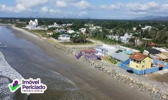Imagem 3: Casa Frente Mar com Piscina - 06 Dormitórios - Balneário Mariluz - Itapoá-SC
