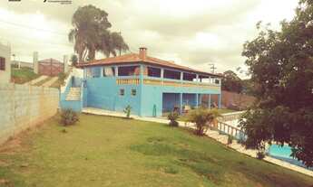 Imagem 3: Ótima oportunidade! Chácara com 03 dormitórios, piscina, churrasqueira, linda vista. Aceit