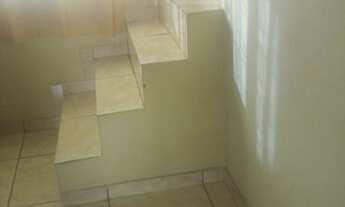 Imagem 2: 1 Sobrado na frente e 1 casa de fundo Vendo ou Troco