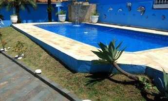 Imagem 2: Vende-se casa com piscina próximo a praia!