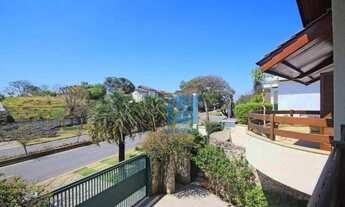 Imagem 3: Sobrado com 5 dormitórios, sendo 5 suites e 8 vagas de garagemà venda, 480 m² por R$ 2.190