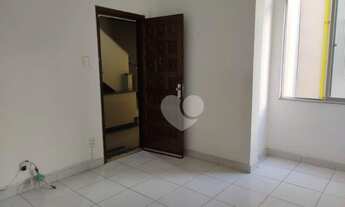 Imagem 2: Apartamento com 2 quartos à venda por R$ 330.000,00 - Estácio - Rio de Janeiro/RJ
