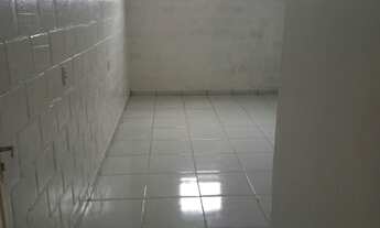 Imagem 5: /Vendo casa na Aparecida - 2 Qrts sendo uma suíte - Aceita Financiamento