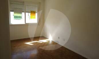 Imagem 2: Porto Alegre - Apartamento Padrão - Partenon