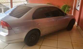 Imagem 2: Casa para venda tem 200 metros quadrados com 5 quartos em Vila Nova Canaã - Goiânia - Goiá