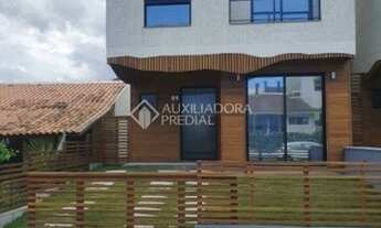 Imagem: GAROPABA - Casa Padrão - Ambrósio