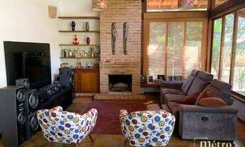 Imagem 3: Linda Casa no Condomínio de Chácaras Hípica, Estilo Rústico, projeto assinado pelo engenhe