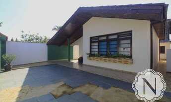 Imagem 2: 2 dorm na casa principal, e mais 1 dorm na edícula