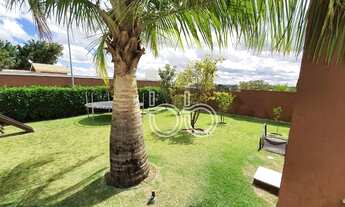 Imagem 3: Casa com 4 dormitórios à venda, 730 m² por R$ 3.000.000,00 - Condomínio Village Castelo