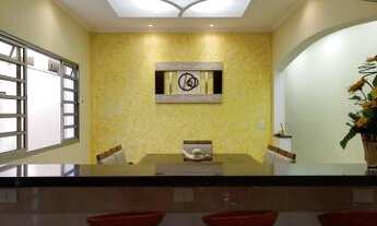 Imagem 3: Casa - Bosque dos Ypês - 3 Dormitórios - 204m²