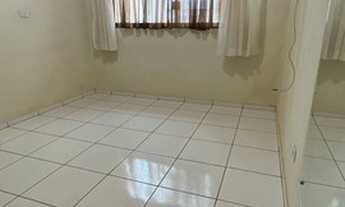 Imagem 3: Casa para venda possui 75 metros quadrados com 2 quartos em Jardim Atami - Maringá - PR