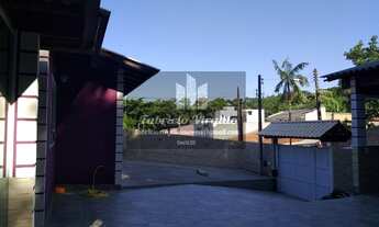 Imagem 4: Casa para Venda em São José, Centro, 3 dormitórios, 1 suíte, 3 banheiros, 2 vagas