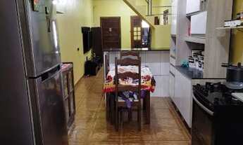 Imagem: Linda casa localizada no bairro da Pedreira