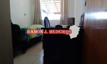 Imagem 4: SANTA AMÉLIA Casa col. 3qts 1ste coz. planejada, quintal, 2 vagas próximo Av. Guarapari BH